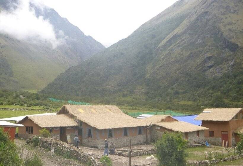 Salkantay Hostels
