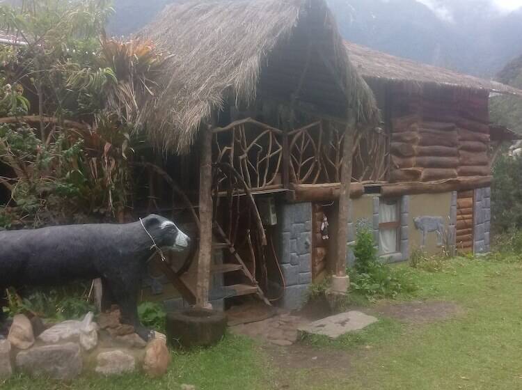 Salkantay Hostels