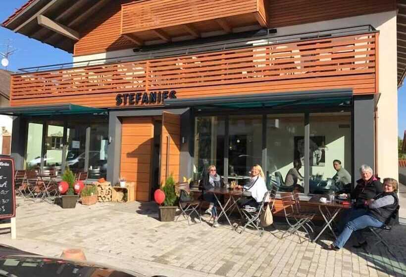 Stefanies Cafe Pension Culture