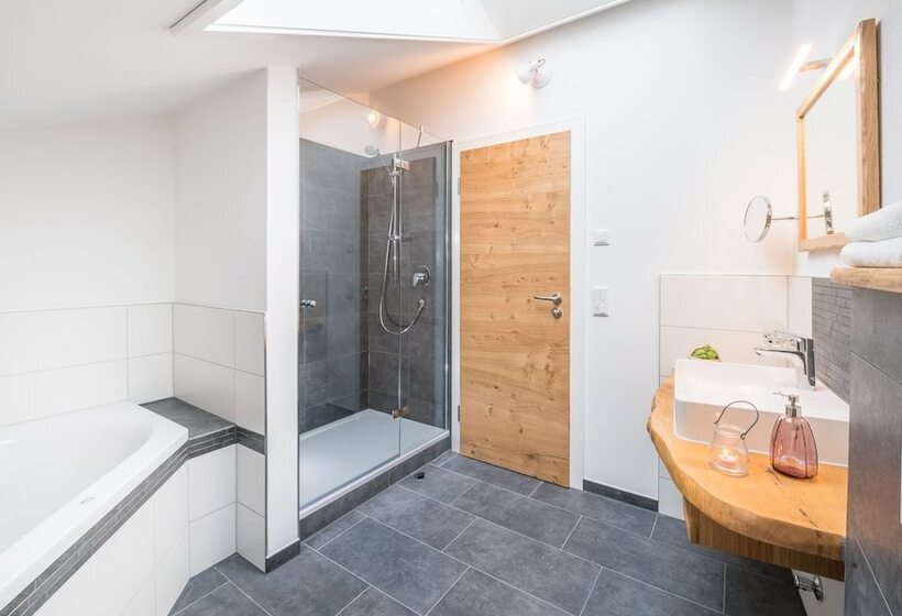 Stefanies Cafe Pension Culture