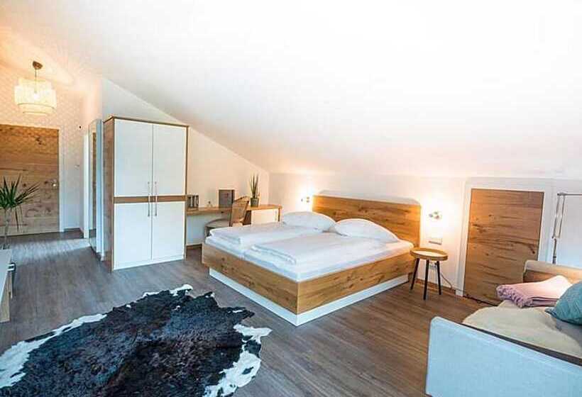 Stefanies Cafe Pension Culture