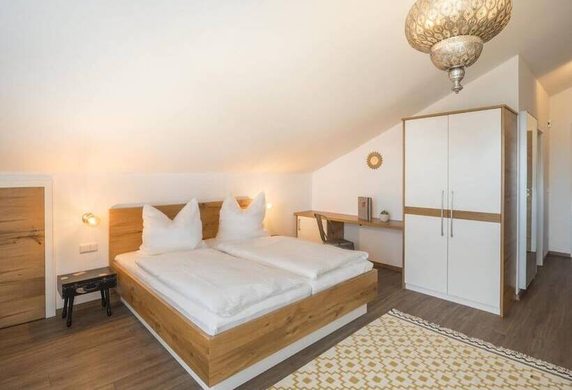 Stefanies Cafe Pension Culture