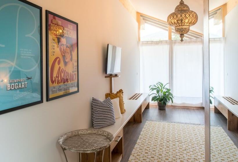 Stefanies Cafe Pension Culture