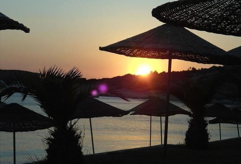 Teras Motel