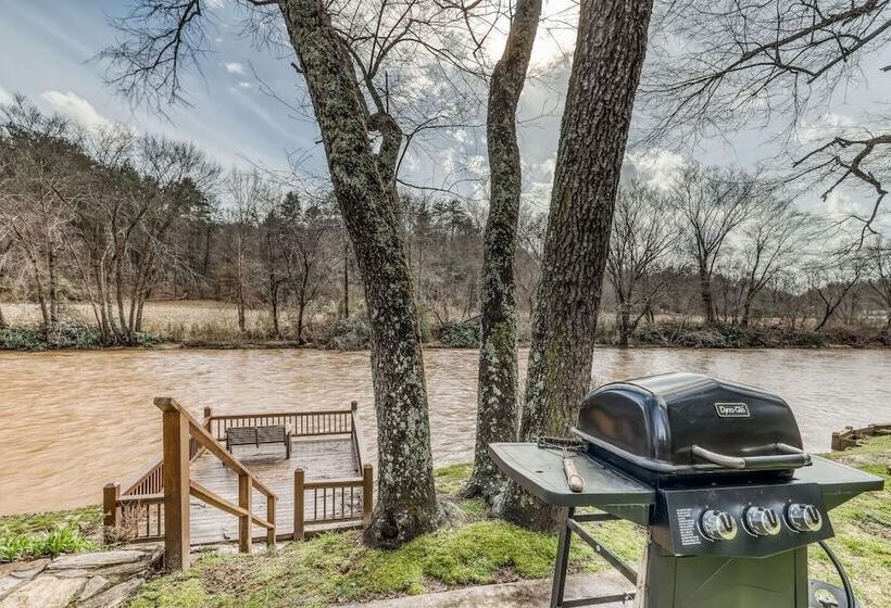 Toccoa River Retreat