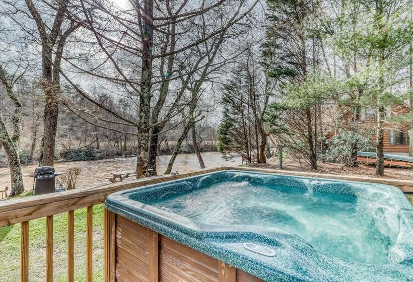 Toccoa River Retreat