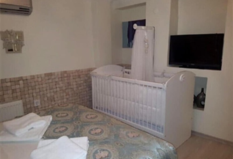 Urla Begonvil Pansiyon