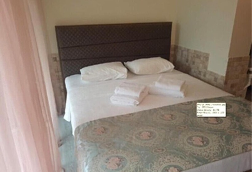 Urla Begonvil Pansiyon