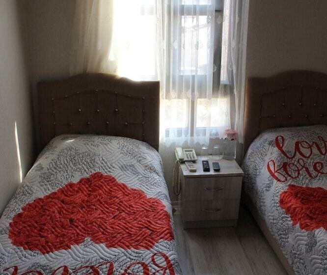 Urla Tarihi Han Otel