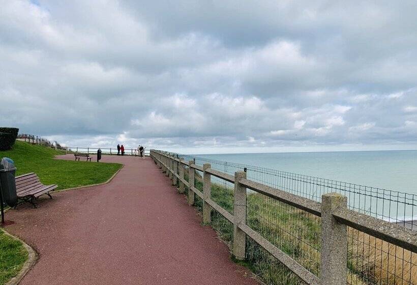 Villa Castel Chambres D Hôtes B&b