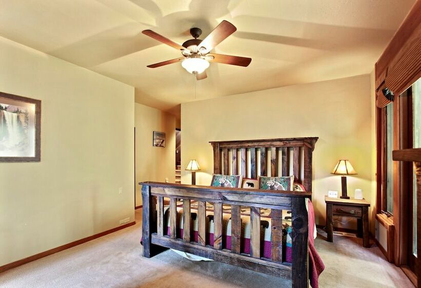 Yosemite Scenic Wonders   Fish Camp Area