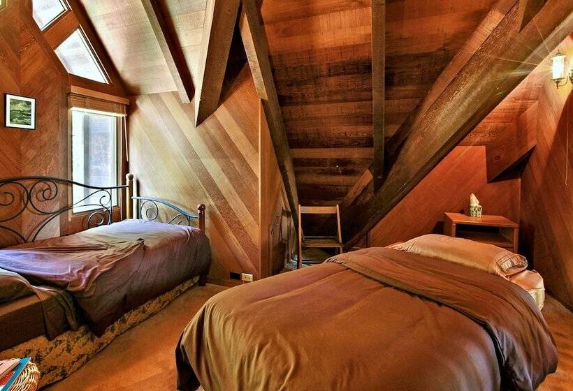 Yosemite Scenic Wonders   Fish Camp Area