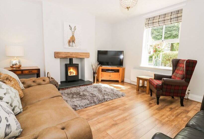 2 Moor Farm Cottages