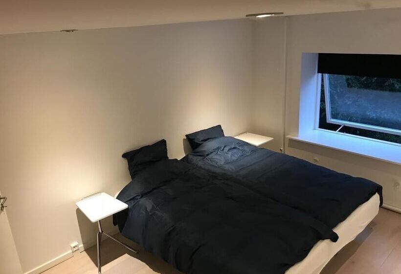 Aalborg Bed And Breakfast
