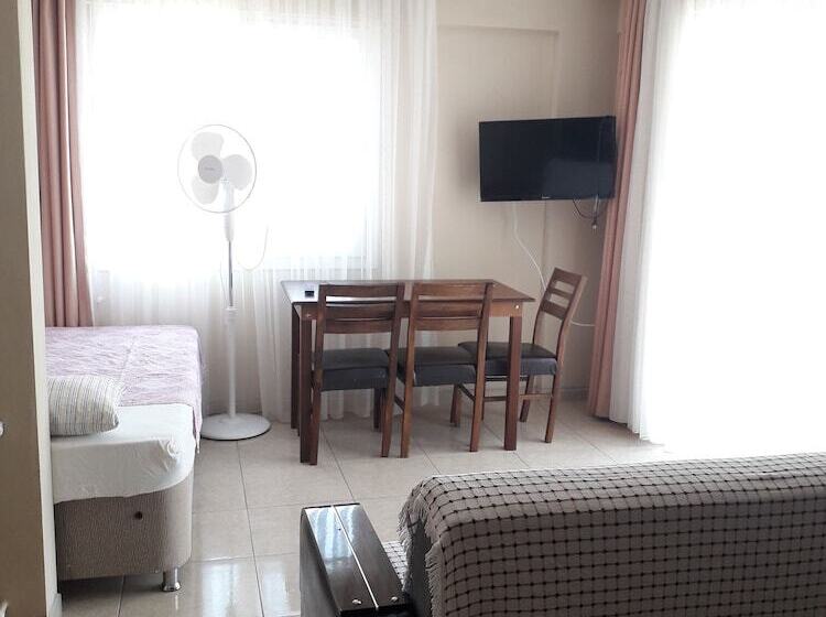 호스텔 Yalcinkaya Pansiyon