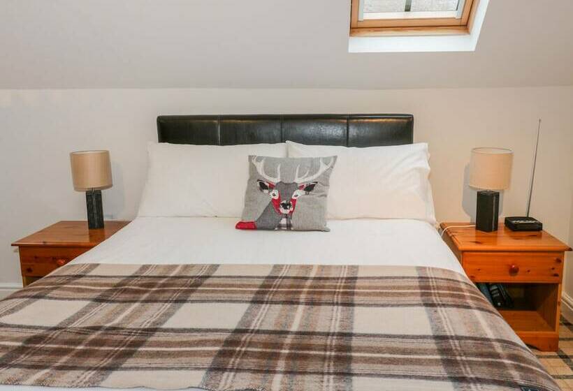 Allerton House Stables