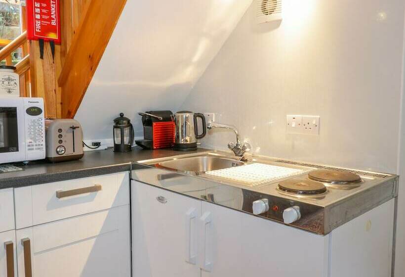 Allerton House Stables