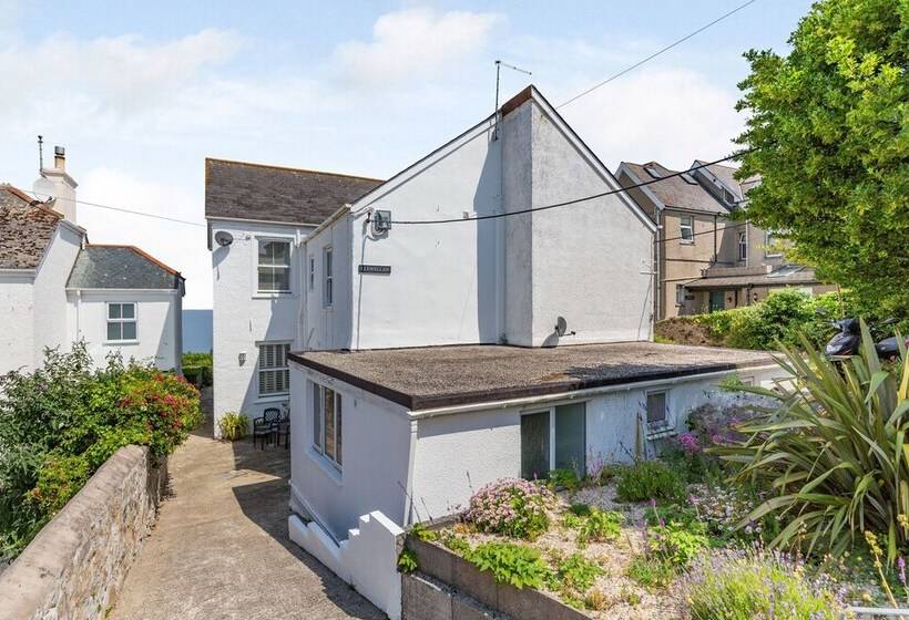 Apartment 1 Llewellan