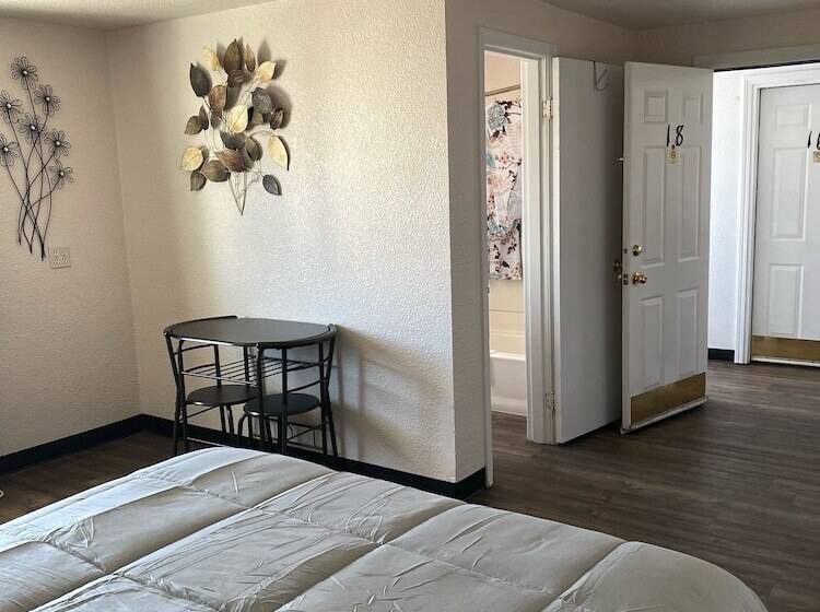 Baker City Motel & Rv Park