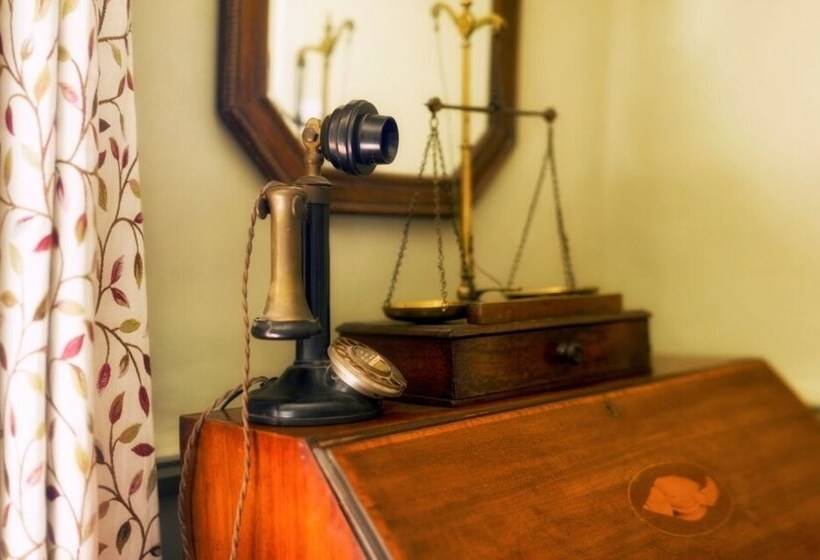 민박 Boreham House Luxury Bnb