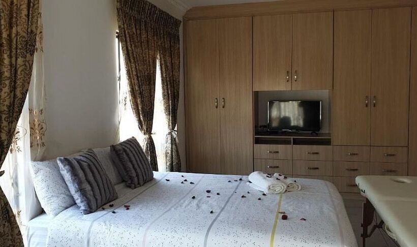 ベッドアンドブレックファースト Kwa Mosele Bnb