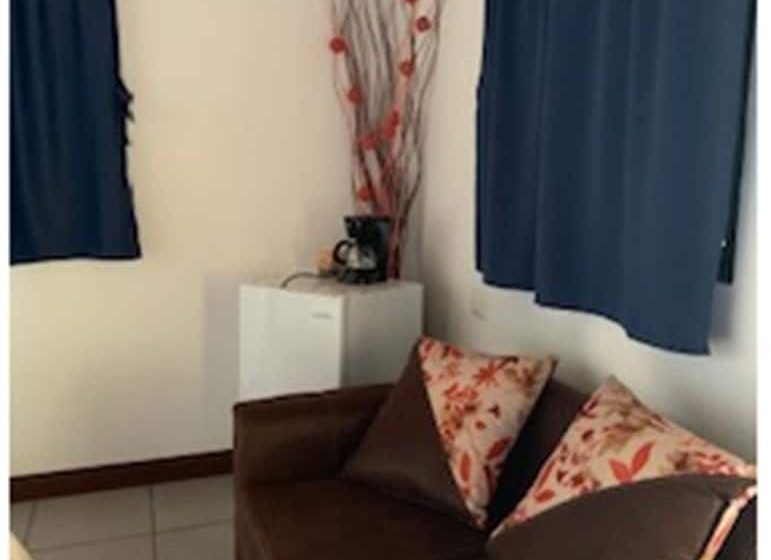 مبيت وإفطار Rancho Los Compayres