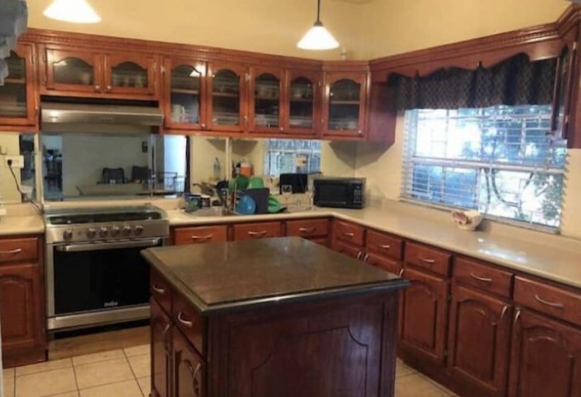 تختخواب و صبحانه Residencia Esmeralda