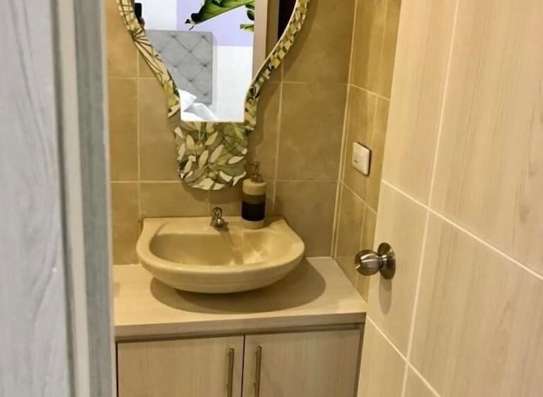 تختخواب و صبحانه Velez Del Campo