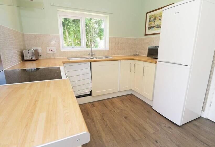 Buttercup Cottage