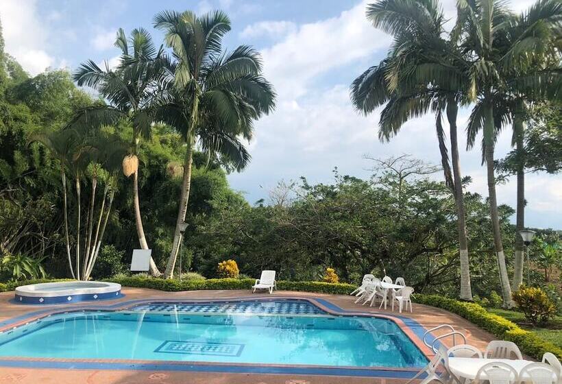 Finca Hotel Andaquies