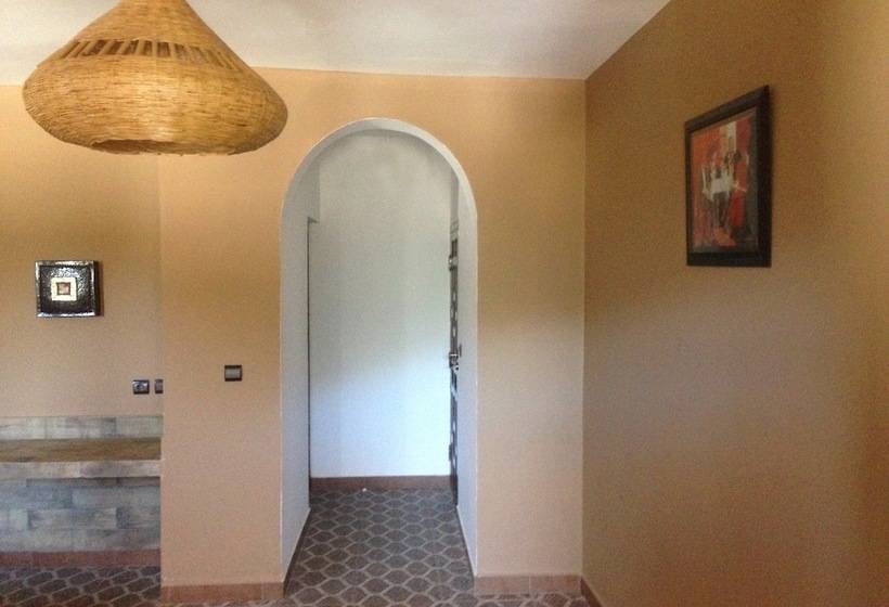 Gite Café Rueda   Hostel