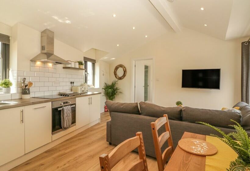 Harbour View Retreat