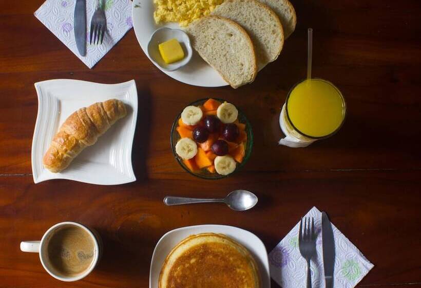 Hostal La Vieja Panaderia & Ristorant