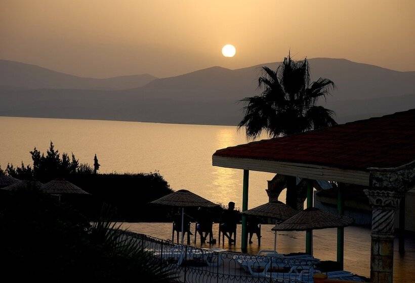 Отель Boheme Bleue