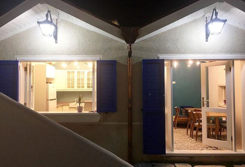 Отель Boheme Bleue