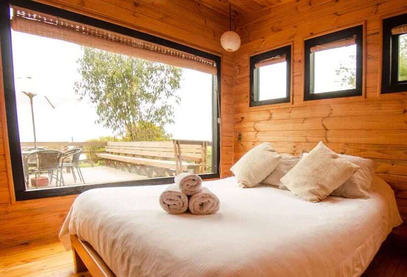 ホテル Cabañas Loica