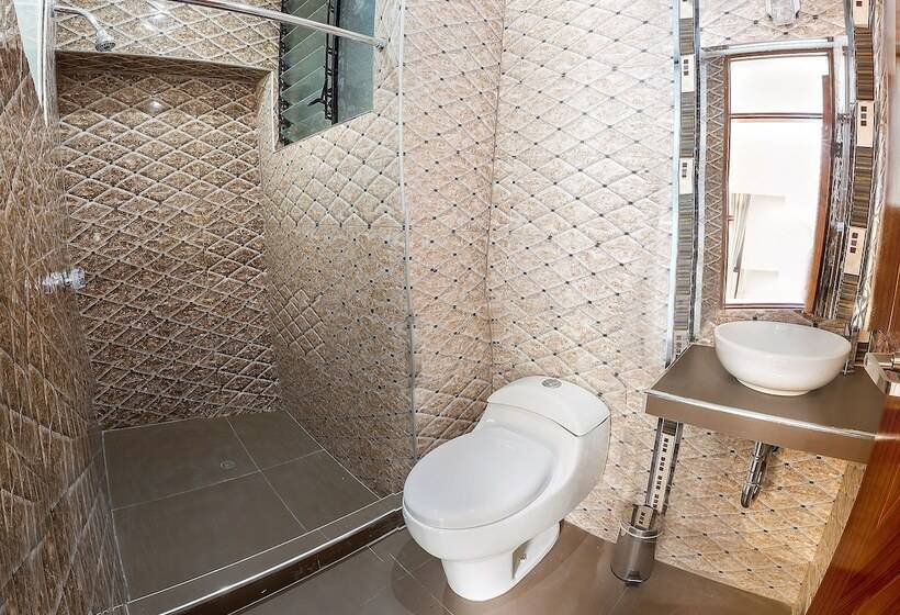 فندق Chaska Suites