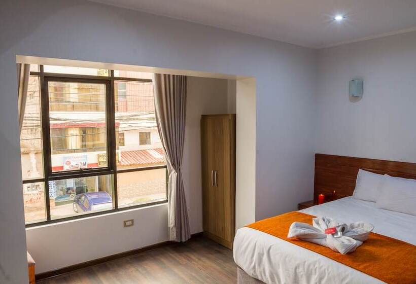 فندق Chaska Suites