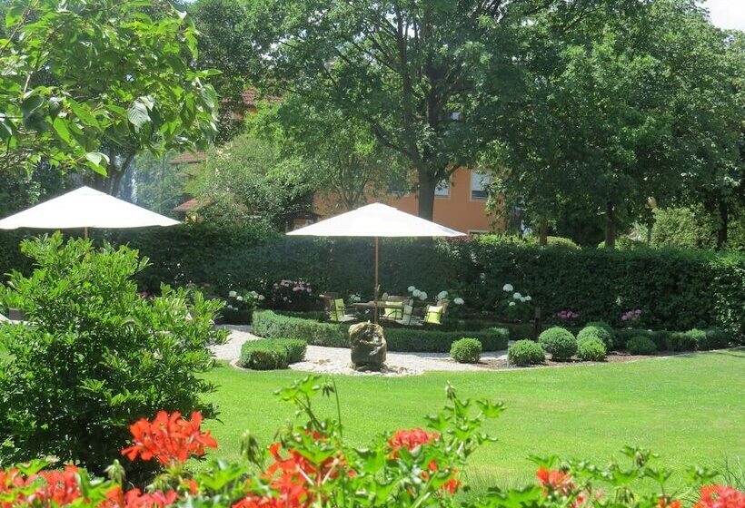 Отель Das Appartmenthaus Silvia