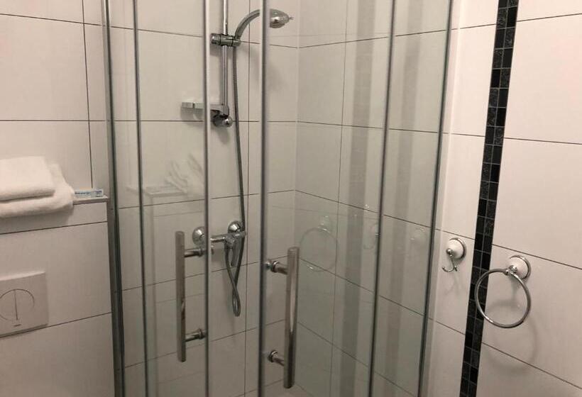 فندق Gambrinus Dutenhofen