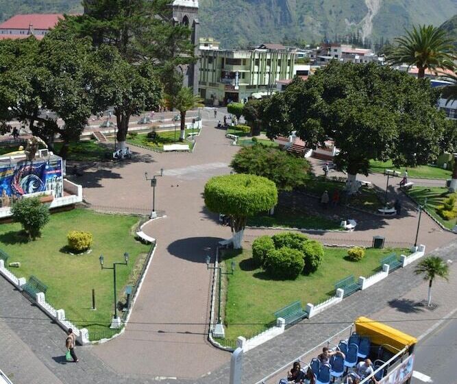 هتل Hostal Plaza By Elvita