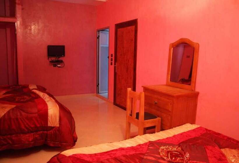 בית מלון כפרי Hôtel Amsterdam