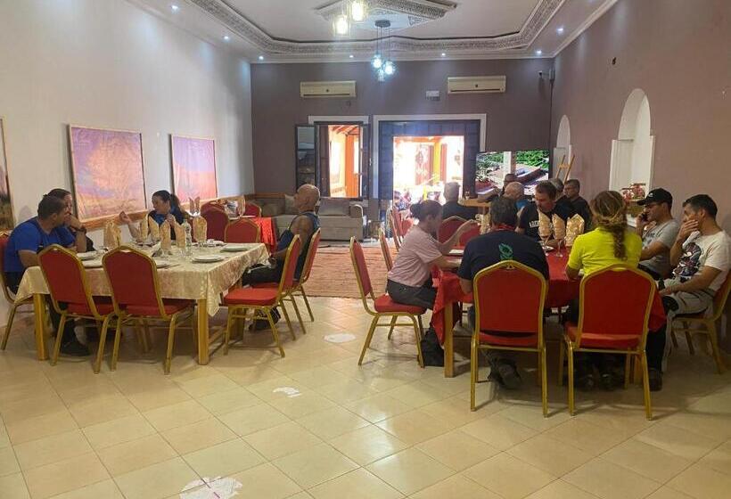 هتل La Renaissance Tata