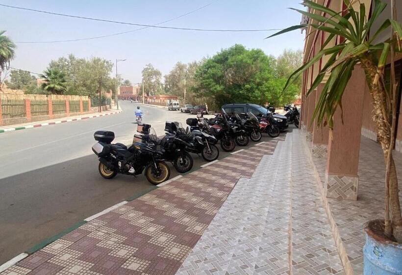 هتل La Renaissance Tata