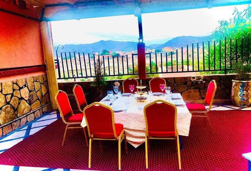 هتل La Renaissance Tata