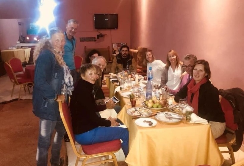 هتل La Renaissance Tata