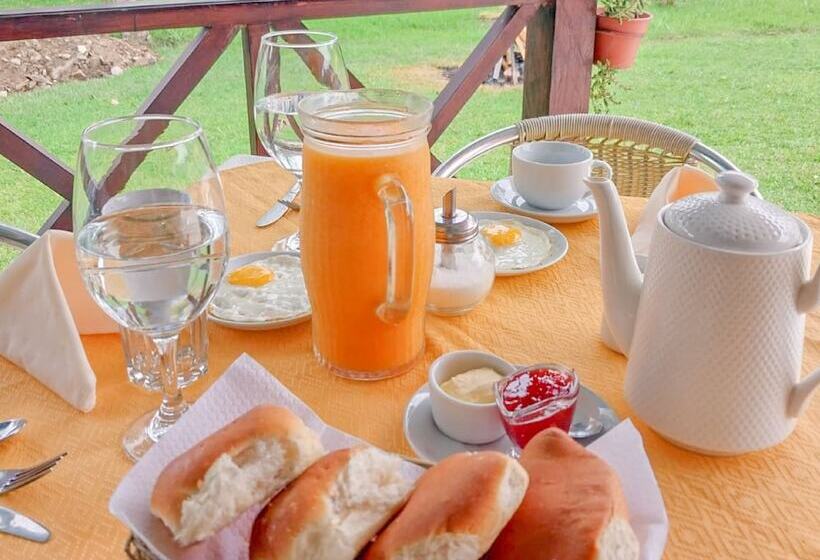 Laguna Azul Hotel & Suites