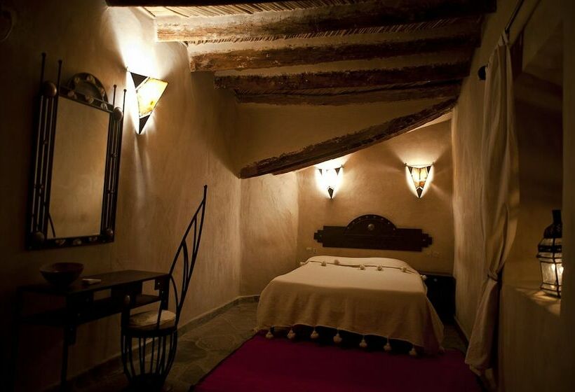 Отель Kasbah Ait Ben Moro