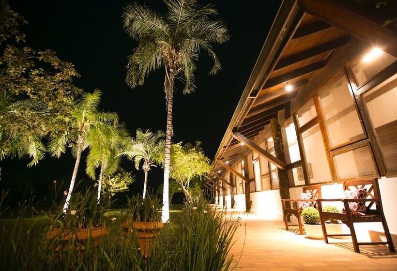 בית מלון כפרי Morro Do Azeite Ecolodge