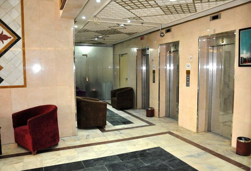 בית מלון כפרי Nour Manazil Alkeram